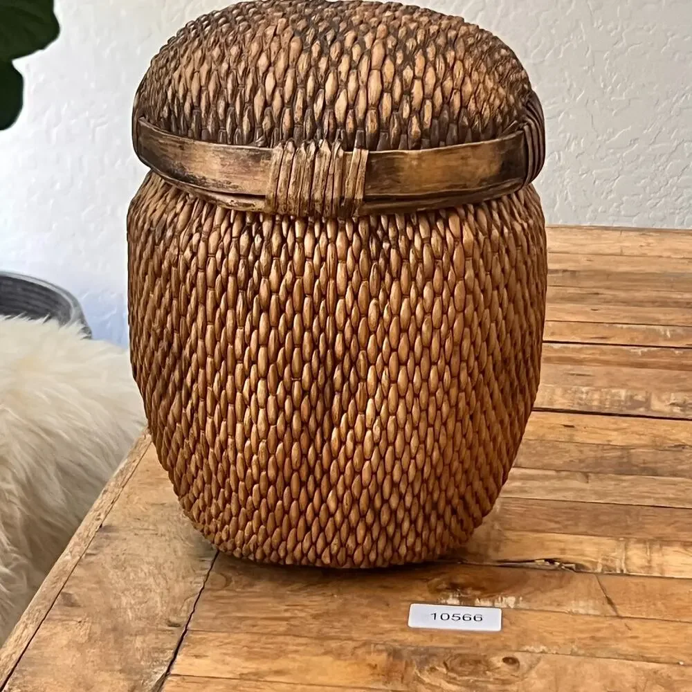 Unbranded this antique